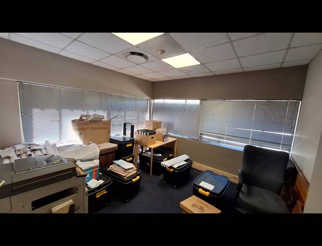 1,038M² WAREHOUSE TO LET IN WYNBERG